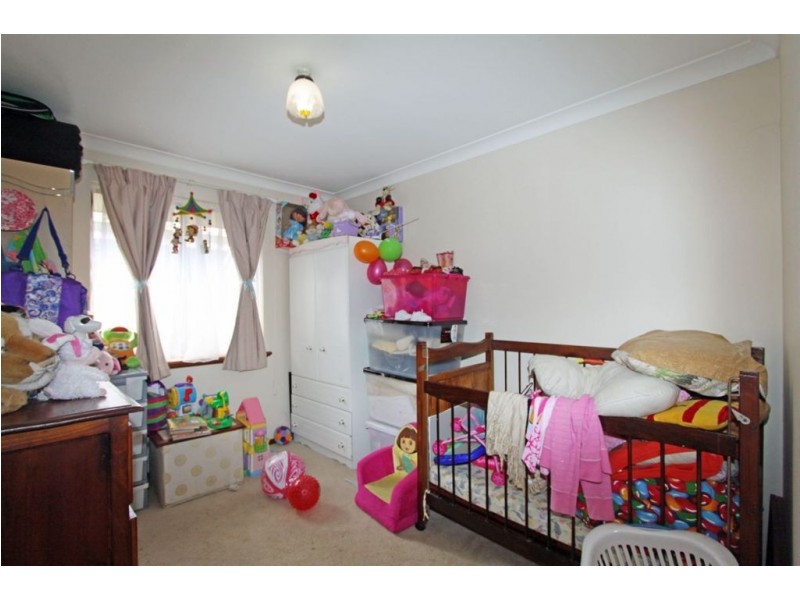 1/8 Napier Close, Halls Head WA 6210