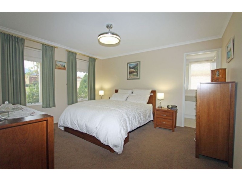 36 Mariners Cove Drive, Dudley Park WA 6210