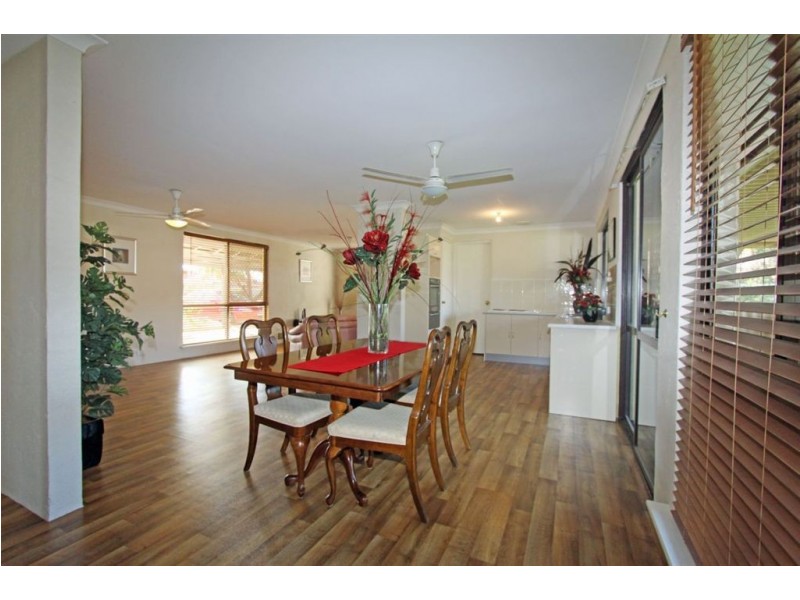 1 Inverell Place, Greenfields WA 6210
