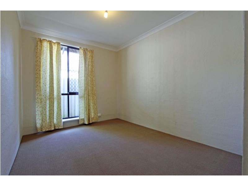 1 Inverell Place, Greenfields WA 6210