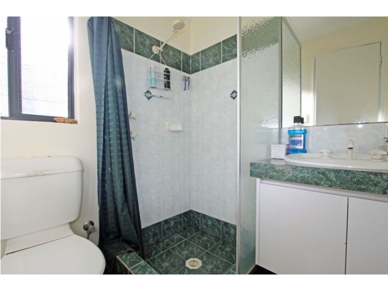 8 Discovery Cove, Halls Head WA 6210