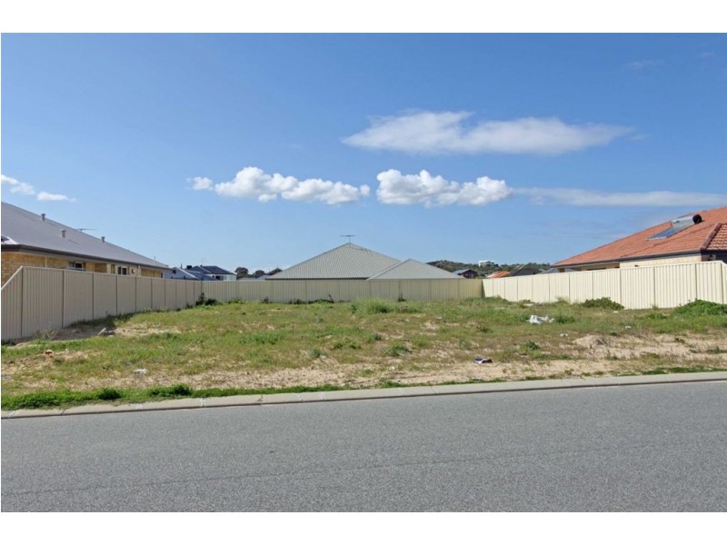 16 Peacock Avenue, Singleton WA 6175