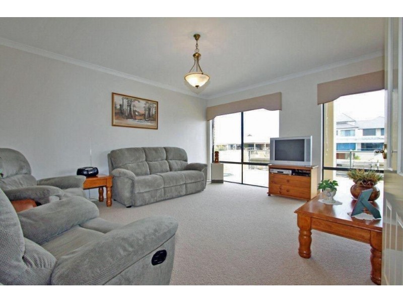 60 Aztec Island Retreat, Mandurah WA 6210