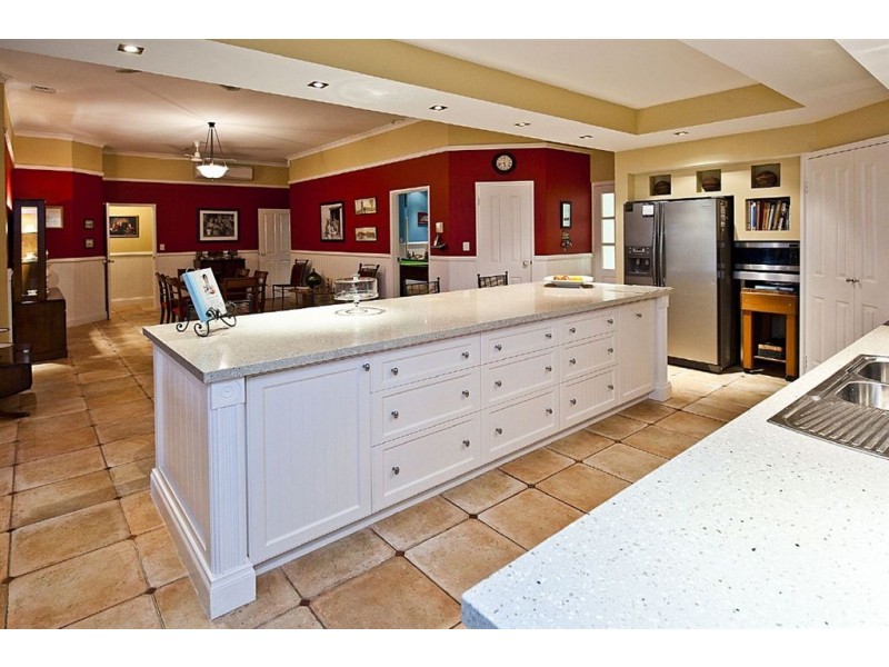 15 Ronsard Drive, San Remo WA 6210