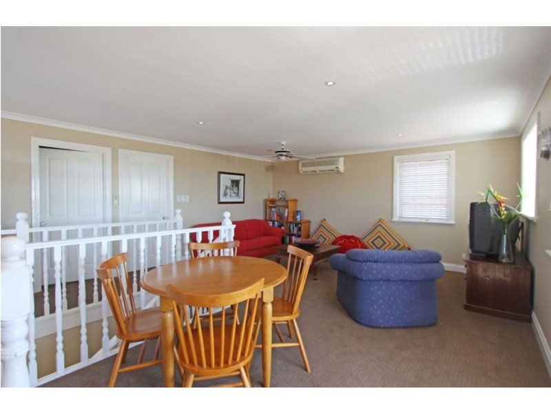 15 Ronsard Drive, San Remo WA 6210