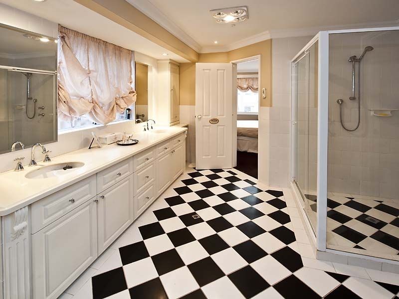 15 Ronsard Drive, San Remo WA 6210