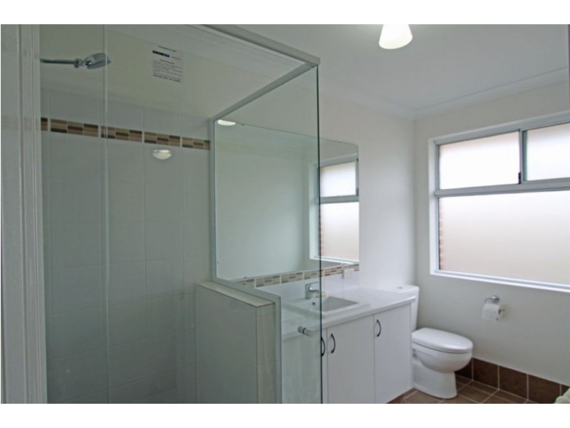 2/35A Karrul Way, Greenfields WA 6210