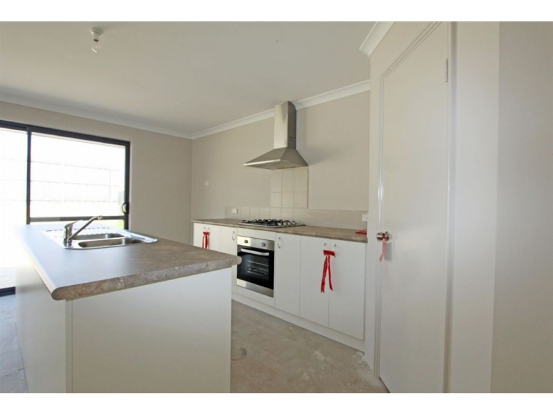 65 Carissa Turn, Halls Head WA 6210