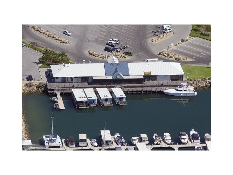 12 Spoonbill Retreat, Wannanup WA 6210