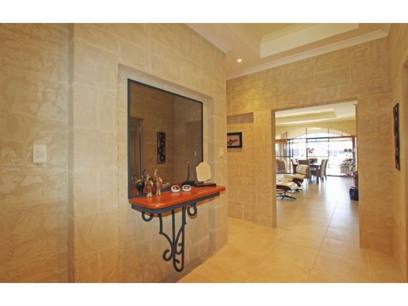 46 Brindabella Crescent, Halls Head WA 6210