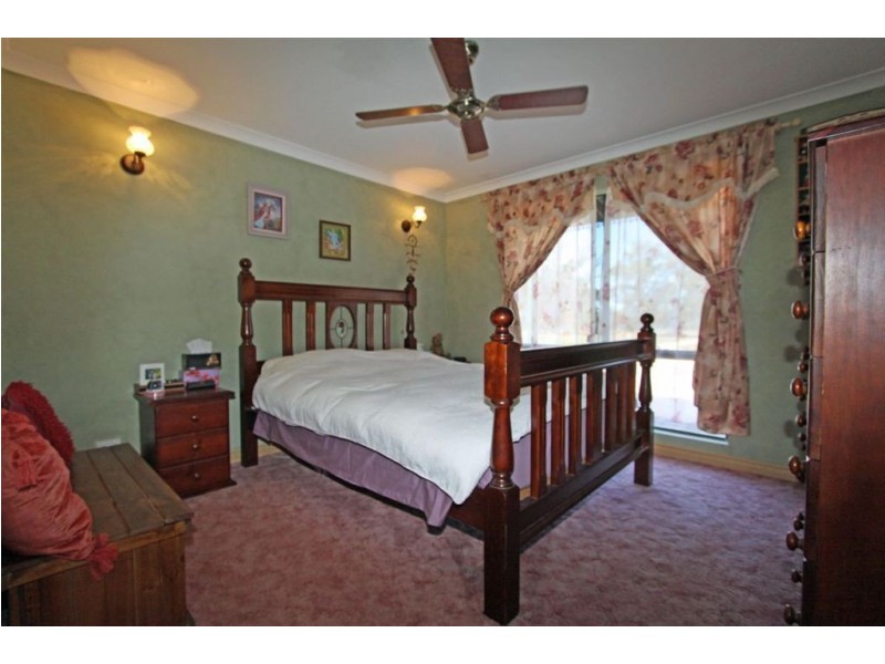 231 Birch Drive, Birchmont WA 6214