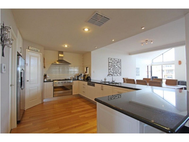 94 Avocet Island Quays, Wannanup WA 6210