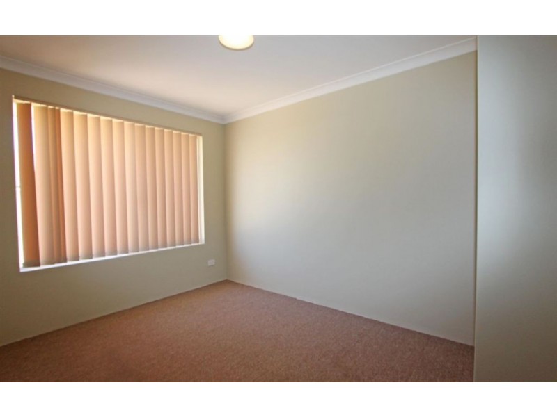 15 Ferncliffe Parkway, Meadow Springs WA 6210