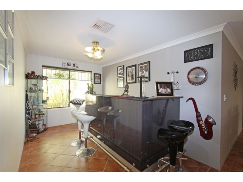 61 Ballard Meander, Lakelands WA 6180