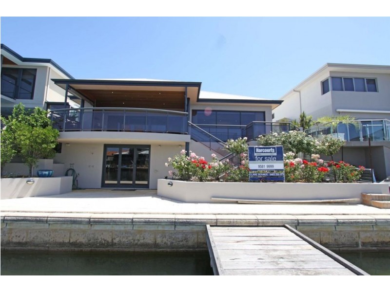 28 Ragamuffin Point, Halls Head WA 6210