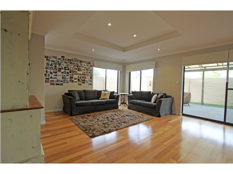 16 Shannon Road, Mandurah WA 6210