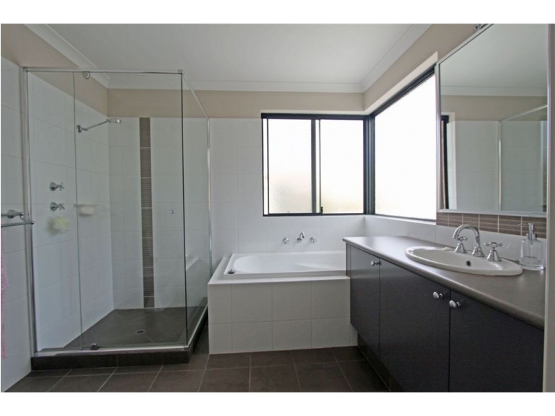 16 Shannon Road, Mandurah WA 6210