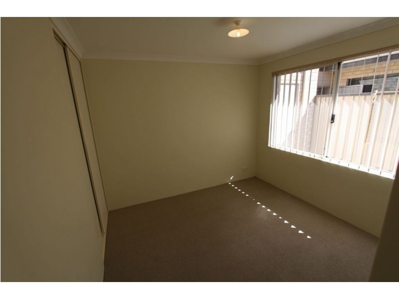 65/27 Meadow Springs Drive, Meadow Springs WA 6210