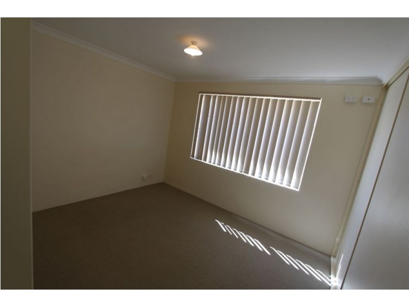 65/27 Meadow Springs Drive, Meadow Springs WA 6210