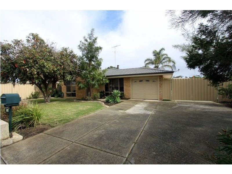 13 Oak Avenue, Dudley Park WA 6210