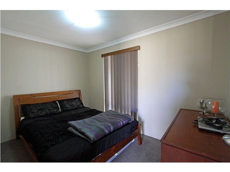 13 Oak Avenue, Dudley Park WA 6210