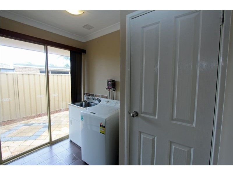 13 Oak Avenue, Dudley Park WA 6210