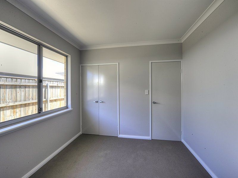 6 Wanjeep Street, Dudley Park WA 6210