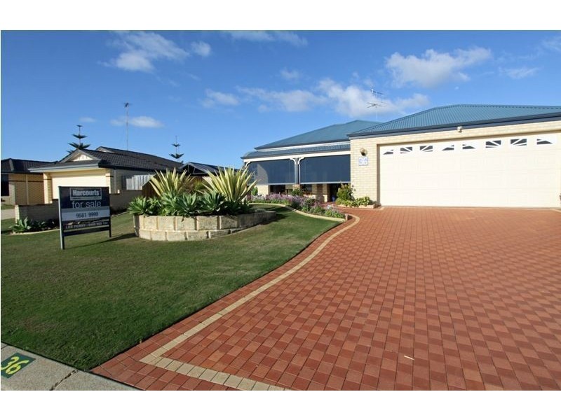 36 Montego Way, Halls Head WA 6210