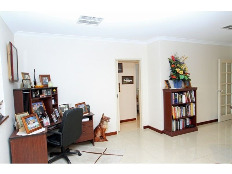 36 Montego Way, Halls Head WA 6210