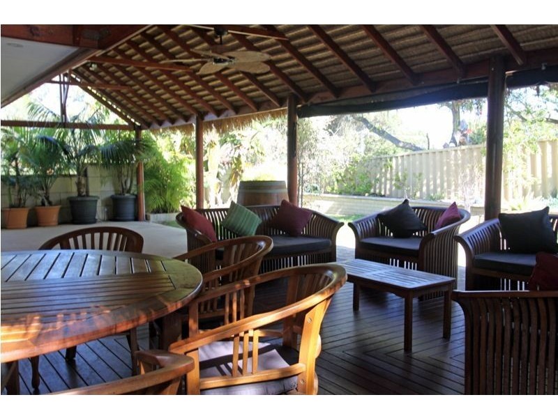 1 Kelly Street, Silver Sands WA 6210