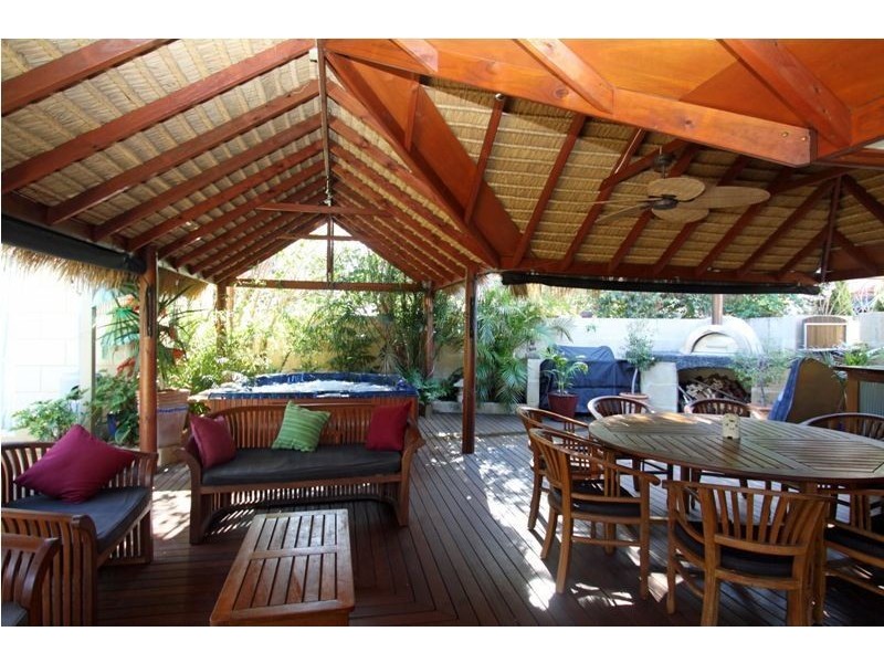 1 Kelly Street, Silver Sands WA 6210