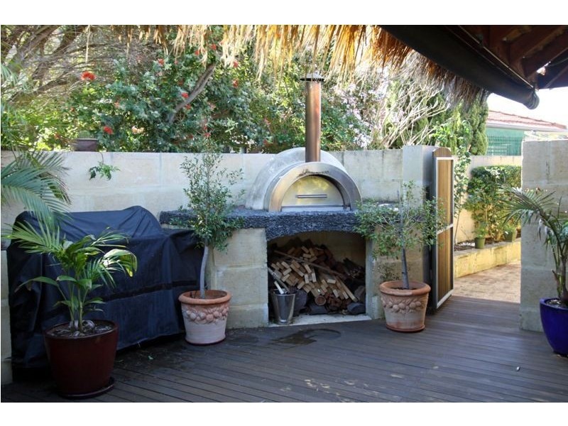 1 Kelly Street, Silver Sands WA 6210