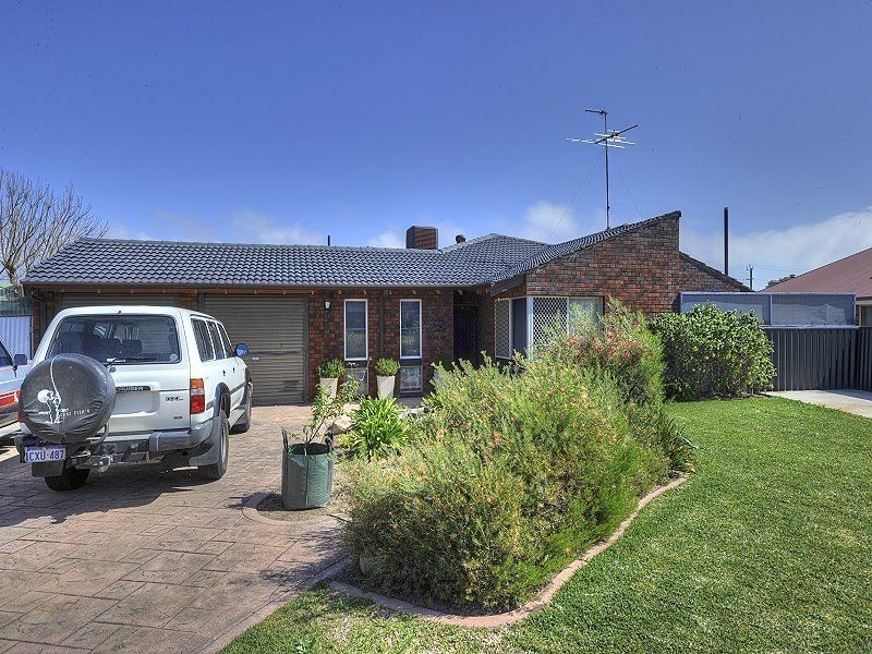 3 Vance Street, Dudley Park WA 6210