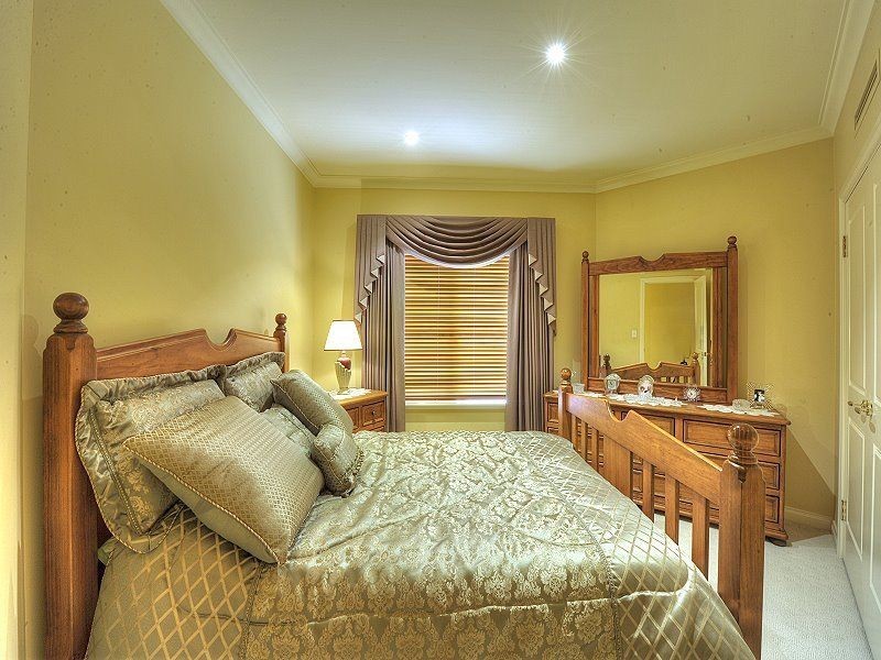 6 Santavea Mews, Halls Head WA 6210