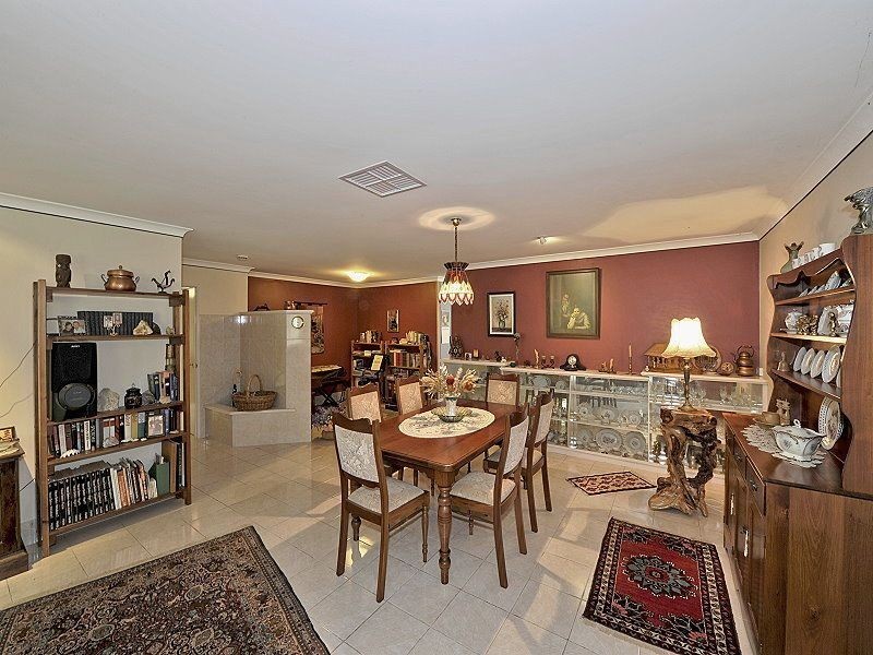 3 Redhill Place, Greenfields WA 6210