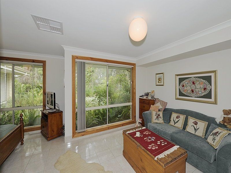 3 Redhill Place, Greenfields WA 6210