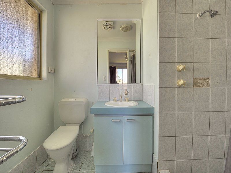 27a Muntries Place, Halls Head WA 6210