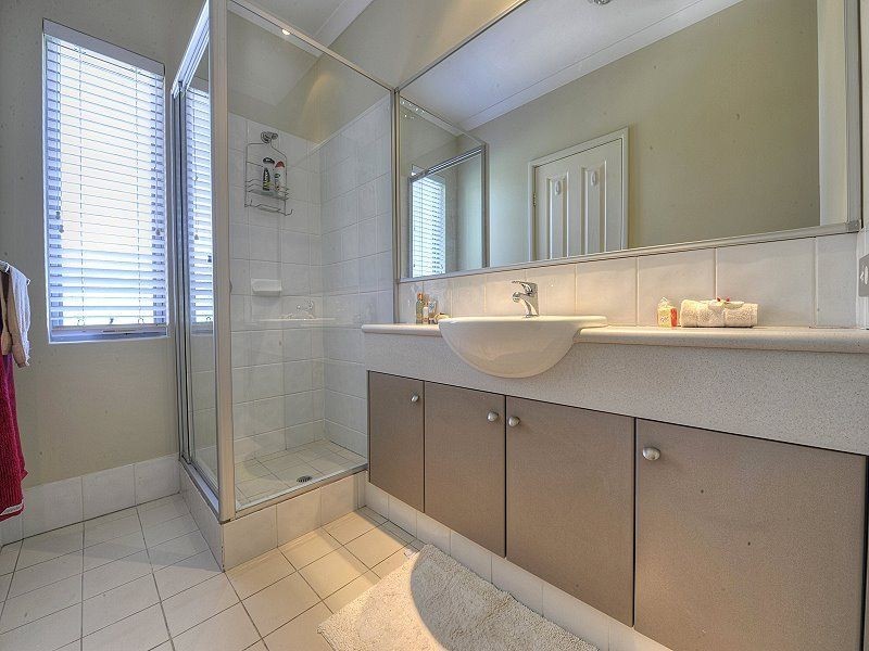 16/6 Valley Road, Halls Head WA 6210