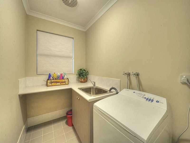 16/6 Valley Road, Halls Head WA 6210