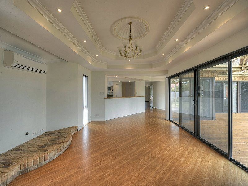 15 Watersun Drive, San Remo WA 6210