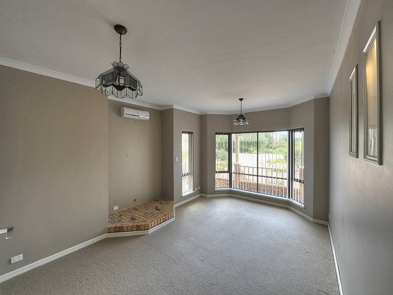 15 Watersun Drive, San Remo WA 6210