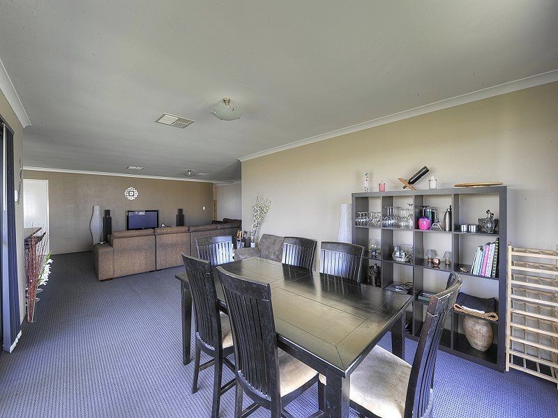 20 Tandure Way, Lakelands WA 6180