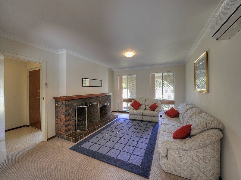 27 Sievewright Street, Silver Sands WA 6210