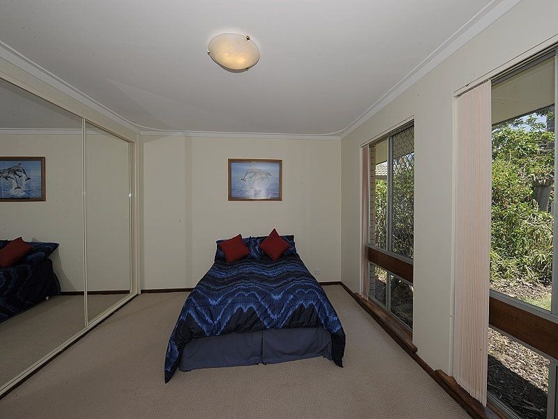 27 Sievewright Street, Silver Sands WA 6210
