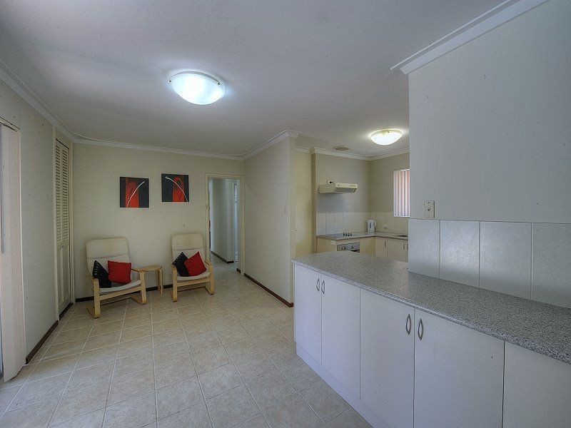 27 Sievewright Street, Silver Sands WA 6210