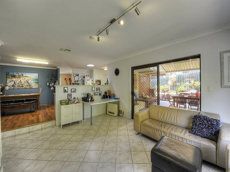 7 Breaker Close, Silver Sands WA 6210