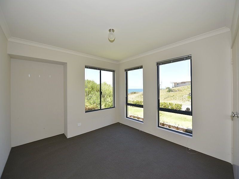 95 Leighton Road, Halls Head WA 6210