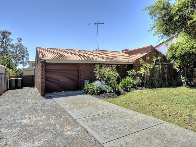 33 Irving Avenue, Falcon WA 6210