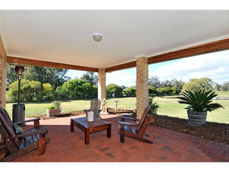 110 James Eden Drive, Pinjarra WA 6208