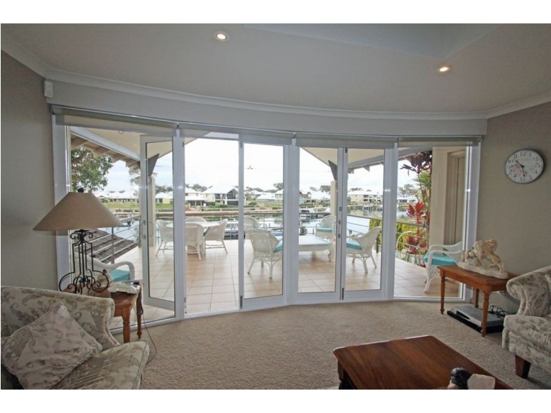 1 Waterford Retreat, Erskine WA 6210